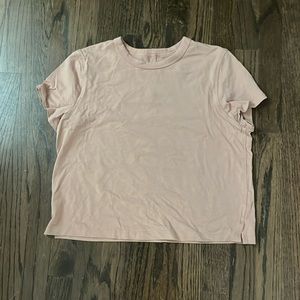 Lululemon cotton blend tee